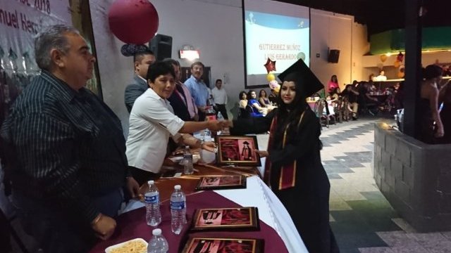 Se graduó la 13ª Generación “Lic. Manuel Hernández Pasión”, del TBACH No. 86119 de Delicias
