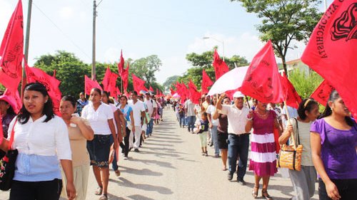 Más de 4 mil campesinos manifiestan su repudio a Guzmán Avilés  