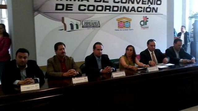 Firman convenio DIF Municipal y Casas de Cuidado convenio de 7 MDP
