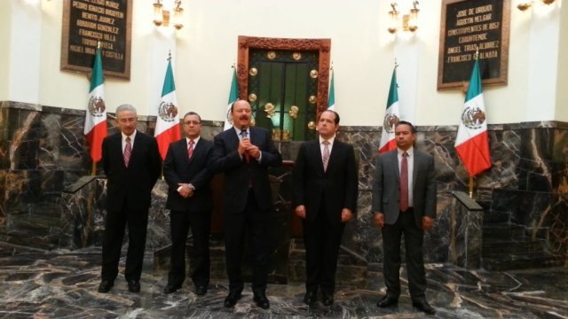 Cambios políticos en el gabinete de Duarte; posición para Reyes Baeza