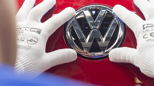 Semarnat solicita información de más de 39 mil vehículos a VW