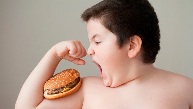 Con obesidad, 4 de cada 10 niños en México: Coepris