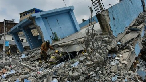 Contabilizan 507 fallecidos por sismo en Ecuador