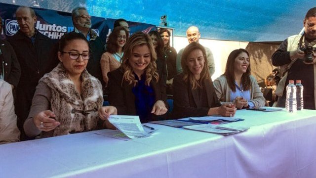 Se registró alcaldesa de Chihuahua como precandidata a la reelección