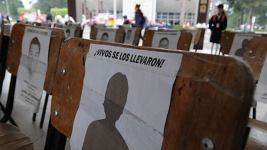 Cumple normalista de Ayotzinapa diez meses en coma