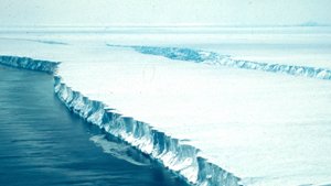 La Antártida pierde más hielo cada año