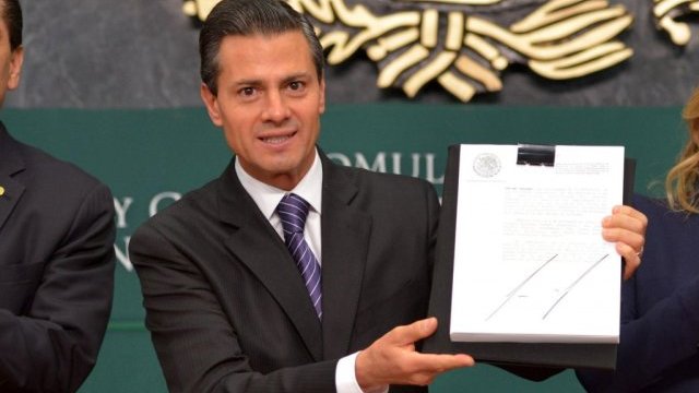 Presenta Peña Nieto plan de reactivación económica en Guerrero