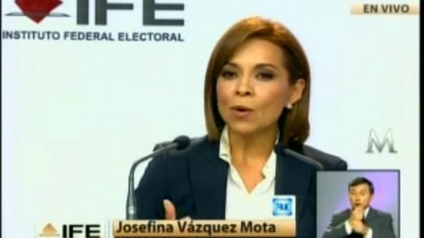 Responde Josefina a Peña: sí asistió como diputada