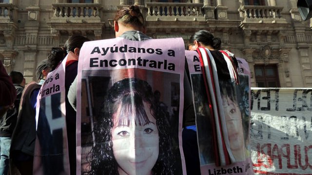 Acosan policías de Chihuahua a madres de desaparecidas