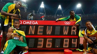  Bolt guía al relevo jamaicano hacia un récord del mundo 