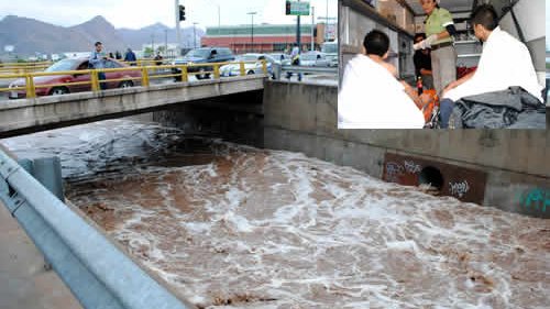 Rescatan a dos menores que cayeron del puente de Los Nogales