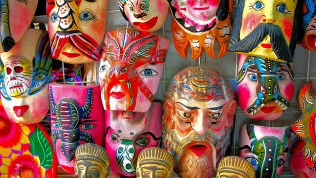 Piezas de madera y mascarería de Huitzuco: grandeza del arte popular