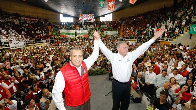 Beltrones presenta candidatura de Serrano a la gubernatura de Chihuahua