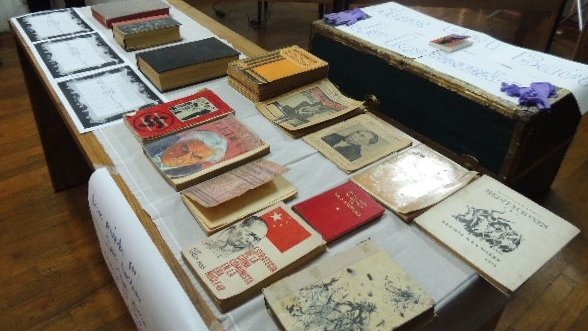 Día Nacional del Libro: inaugura CONAFE exposición de libros antiguos