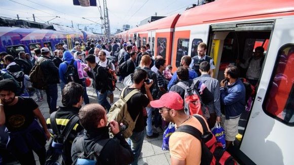 Alemania suspende temporalmente acogida de migrantes