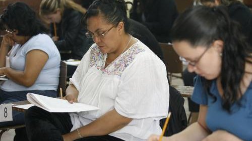 Reprueba 90% de maestros en matemáticas y español en Guerrero