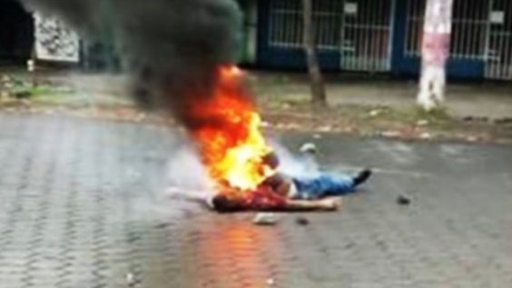 La derecha nicaragüense quema vivos a dos trabajadores sandinistas