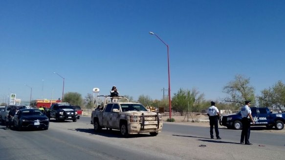 Ejército y federales instalan retén en cruce Juárez- El Porvenir