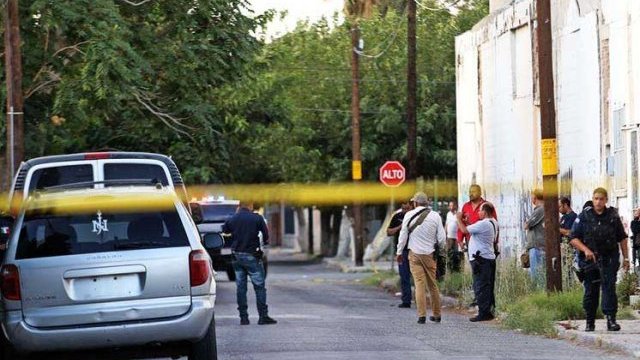 Ejecutaron a tiros anoche a dos hombres en Ciudad Juárez