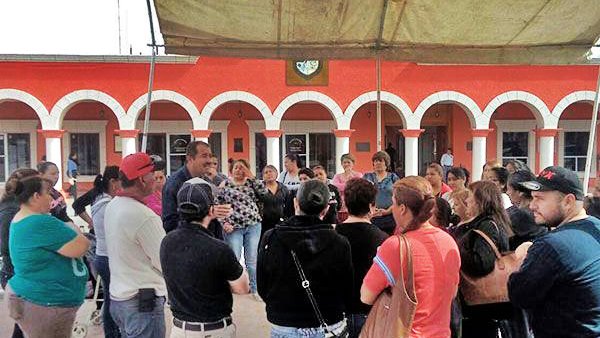 Antorchistas se plantan en Jiménez; exigen al alcalde que ejecute presupuesto para un albergue estudiantil