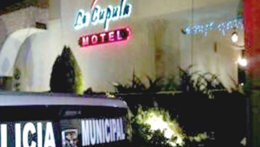 Ejecutan a dos hombres en un motel en Ciudad Juárez