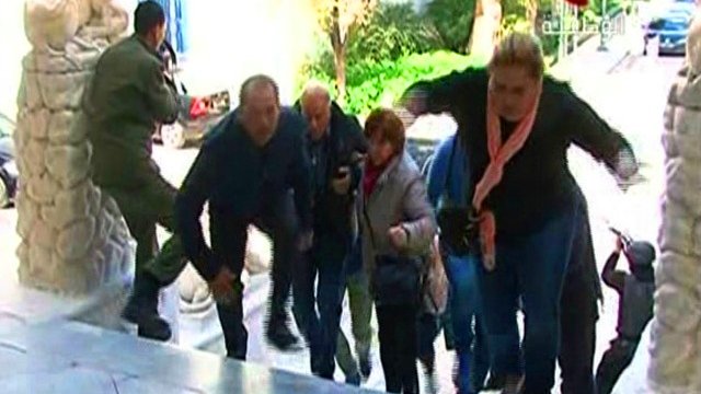 Toma de rehenes en museo de Túnez termina con 19 muertes