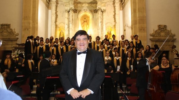 Francisco Rocafuerte es nuevo director de la Orquesta del Conservatorio de Música