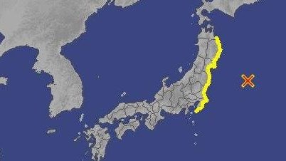 Pequeño tsunami golpea costa de Japón