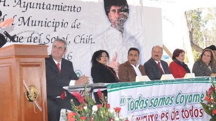 Anuncia Duarte despegue económico en la región de Coyame 