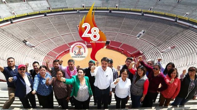Con hashtag #28AñosDeAntorchaEnCDMX twiteros anuncian evento de 40 mil personas en la Plaza de Toros