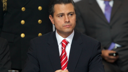 Pospone Peña presentación de reforma financiera