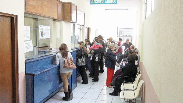 Le embargan a clínica en Coahuila cuentas bancarias 