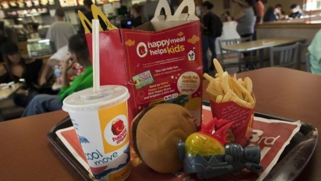 La cajita no tan feliz de McDonald’s en Chile