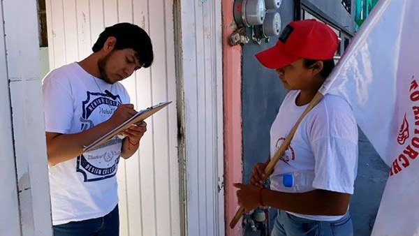 A 90 días de plantón en Hidalgo, solicitan firmas para destituir al gobernador Omar Fayad   