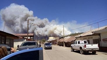 Amenaza incendio forestal las casas del Ejido El Largo