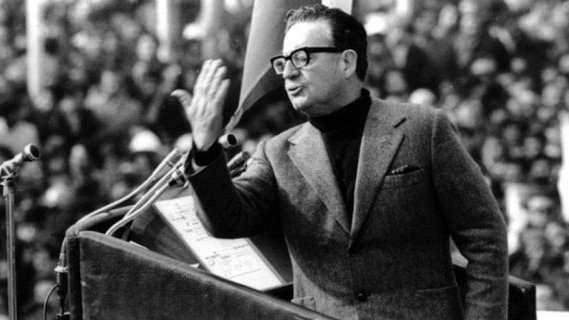 Hoy se cumplen 109 años del natalicio de Salvador Allende