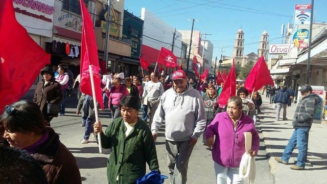 Antorchistas de Juárez entregan pliego petitorio al nuevo alcalde