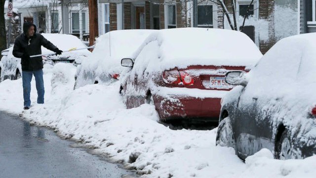 Nueva York, en alerta por la tormenta de nieve; cierran escuelas