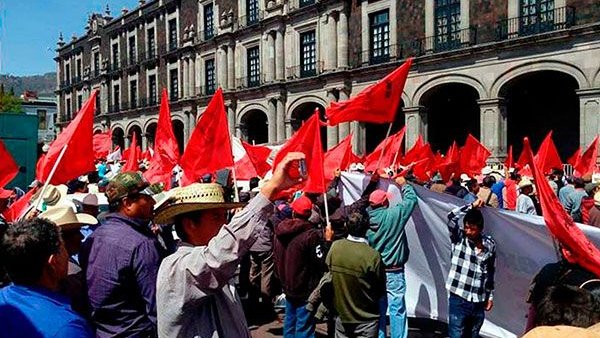 20 mil mexiquenses marchan hoy en Toluca por insensibilidad de funcionarios estatales