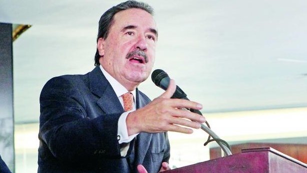 Gamboa respalda a Ochoa Reza como opción para 