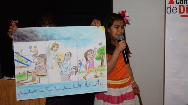 Premian a ganadora del Concurso Estatal de Dibujo Infantil de Trasplantes