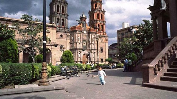 Encuentran y detienen a cura pederasta en San Luis Potosí
