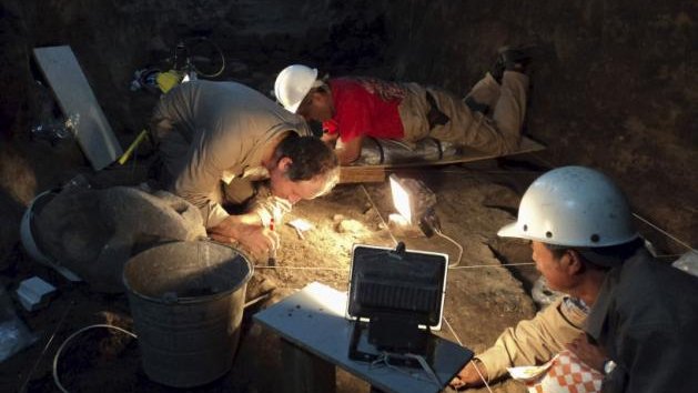 Descubren mercurio líquido durante búsqueda de tumba real en Teotihuacán