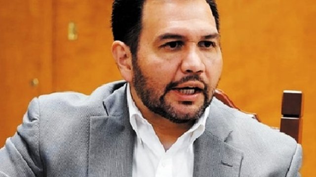 Cruz Pérez Cuellar deja al PAN en medio de acusaciones de servir al PRI
