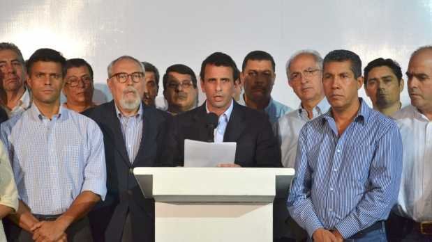 Capriles vuelve a postularse a la presidencia de Venezuela