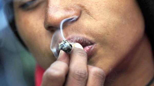 PRD a favor de que jóvenes consuman mariguana