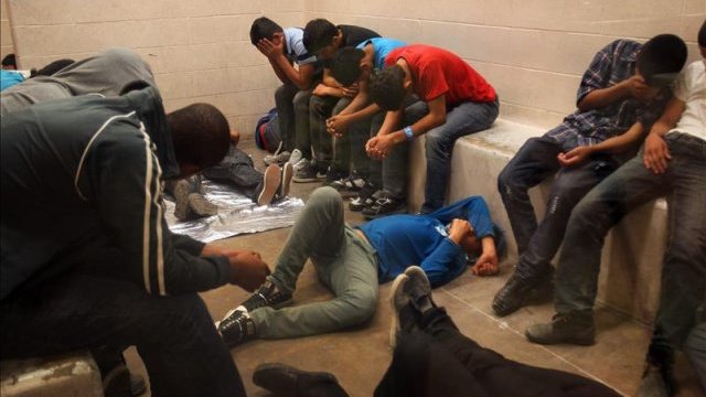 Niños migrantes en custodia de EEUU fueron violados, confirma investigación