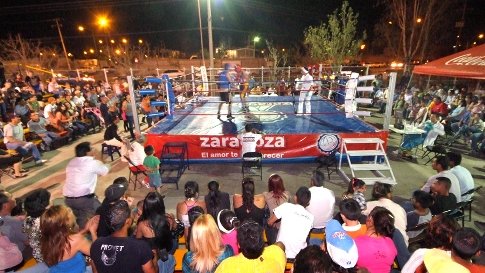 Emocionantes combates se efectuaron en Chihuahua 2000 este fin de semana
