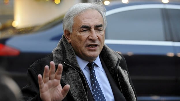 Investigan a Strauss-Kahn por violación tumultuaria