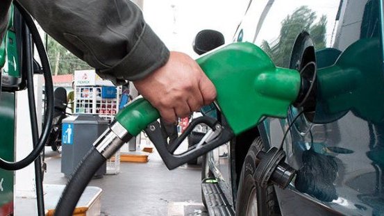 Ley de Ingresos propone “gasolinazo único” del 3% en 2015